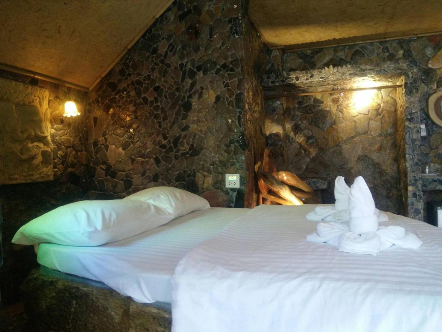 Needa Rock Resort Khanom Room photo