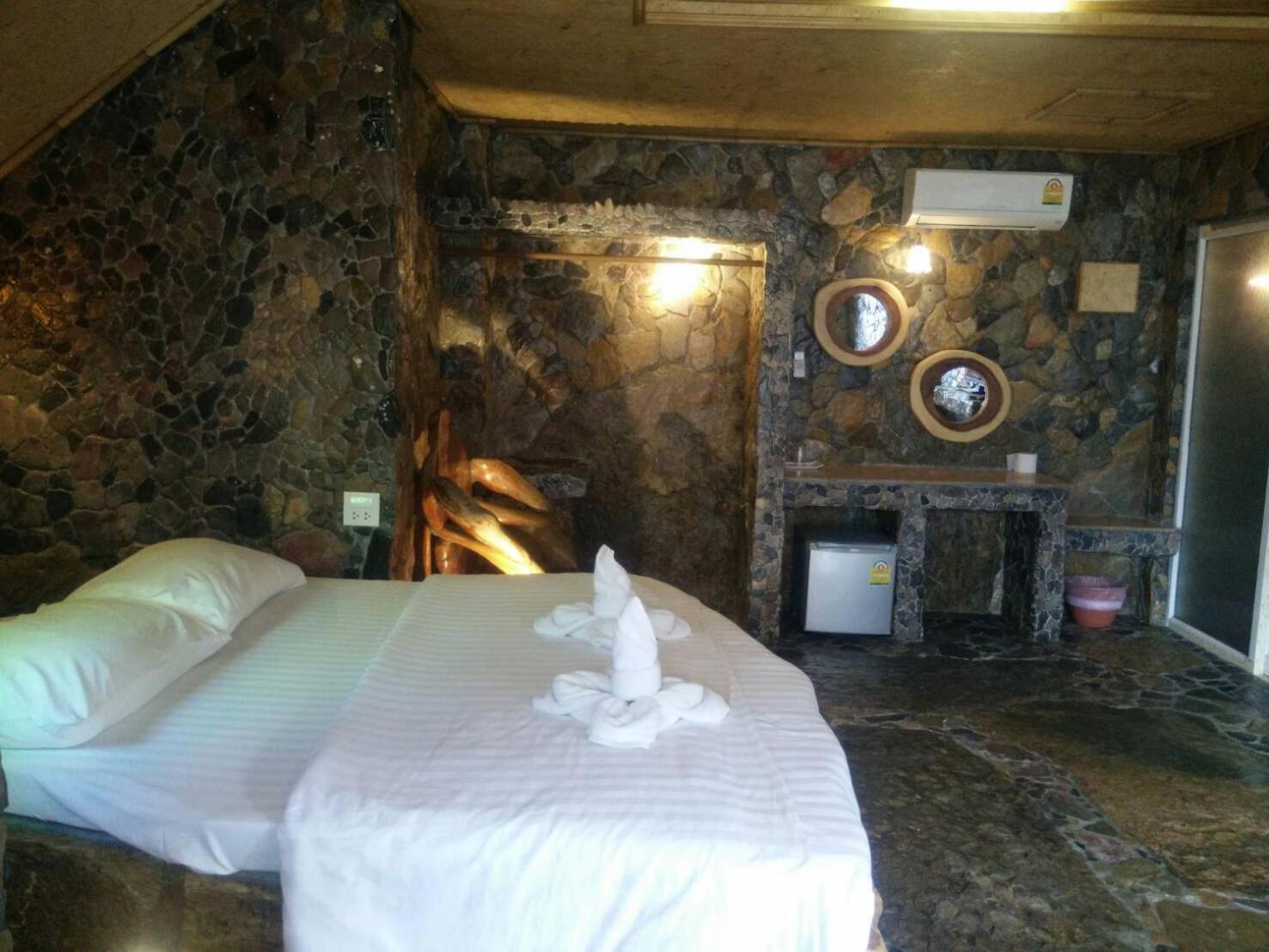 Needa Rock Resort Khanom Room photo